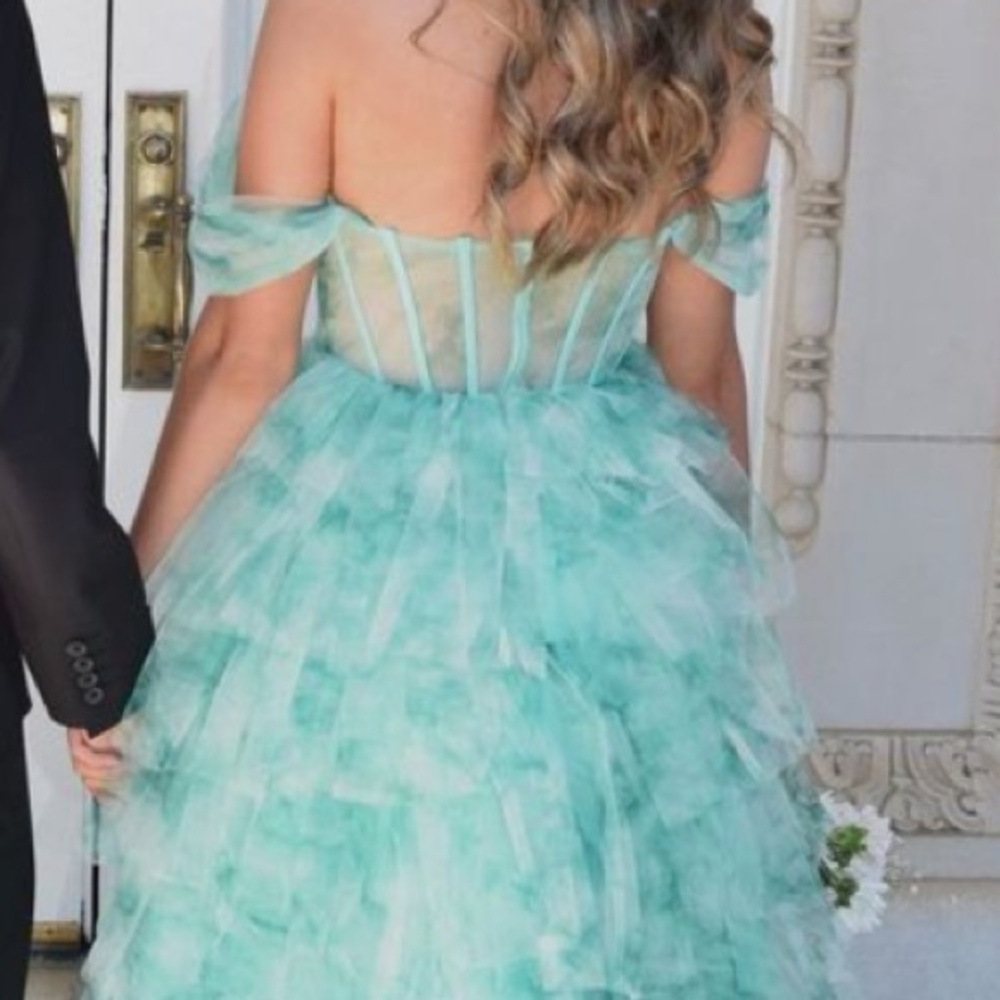 Jovani Size 10 green off the shoulder Ball gown dress 38606 - Picture 3 of 9